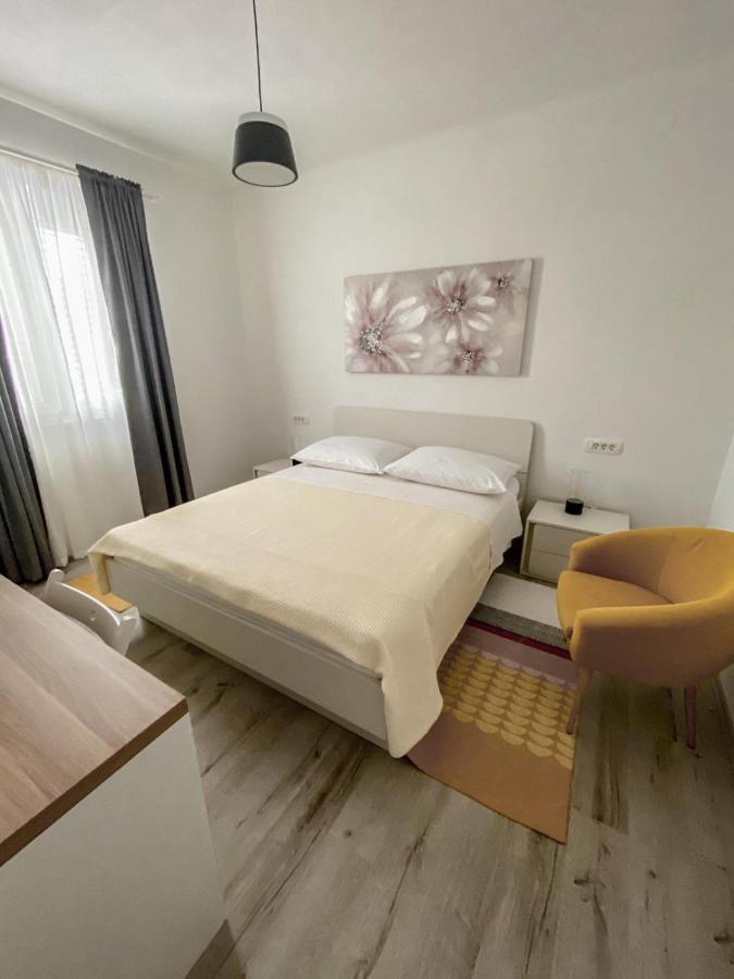 Apartments Happy Sukošan Dış mekan fotoğraf