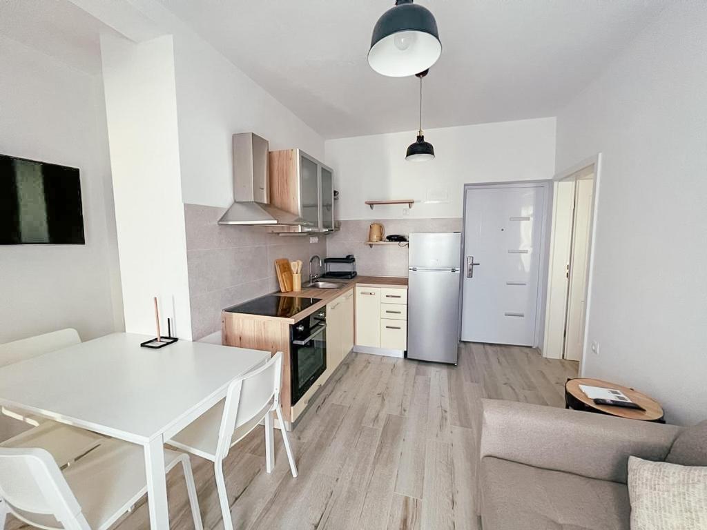 Apartments Happy Sukošan Dış mekan fotoğraf