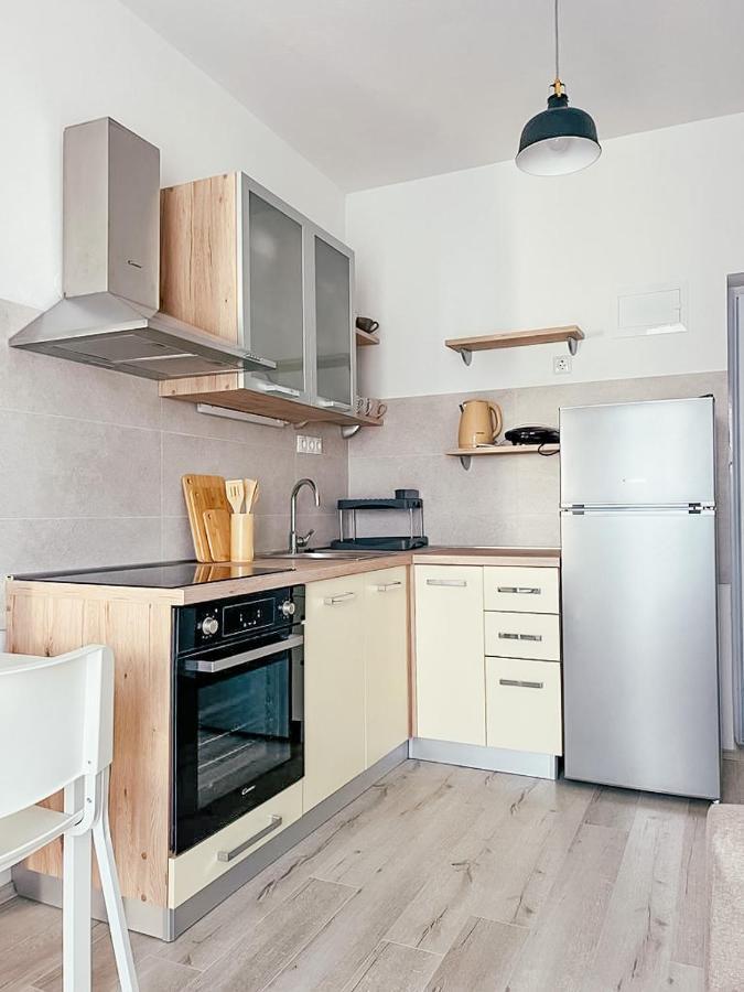 Apartments Happy Sukošan Dış mekan fotoğraf